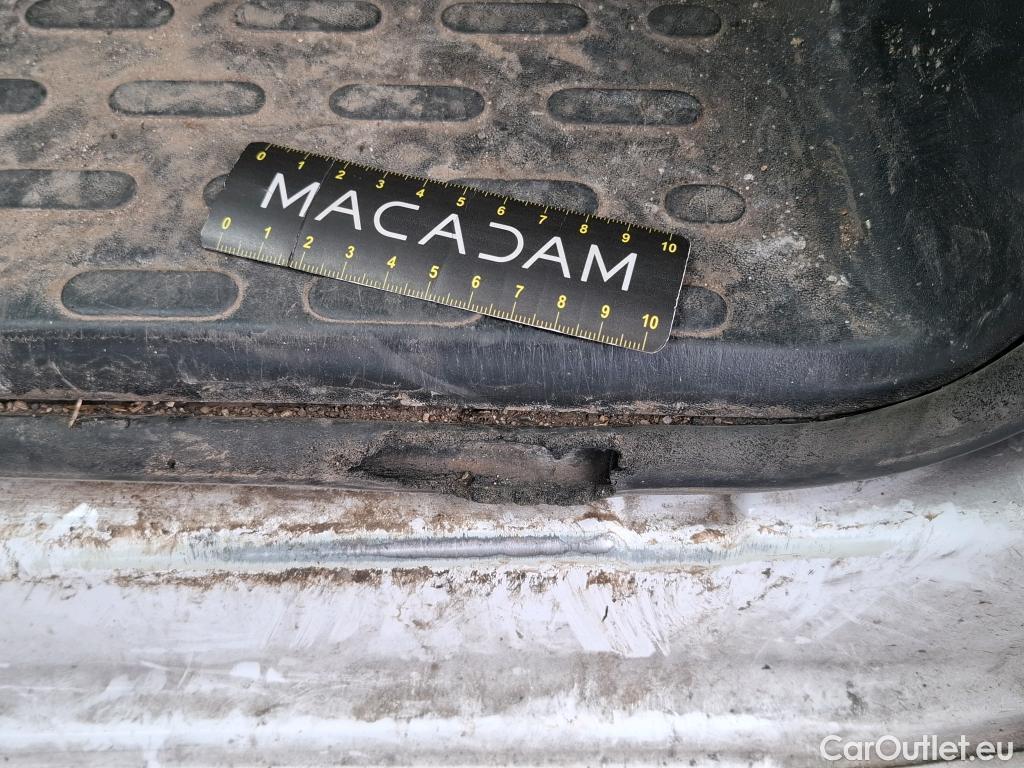  Peugeot  Boxer  Fourgon 330 L1H1 Asphalt BlueHDi 120 Stop&Start 2.2 120CV BVM6 #13