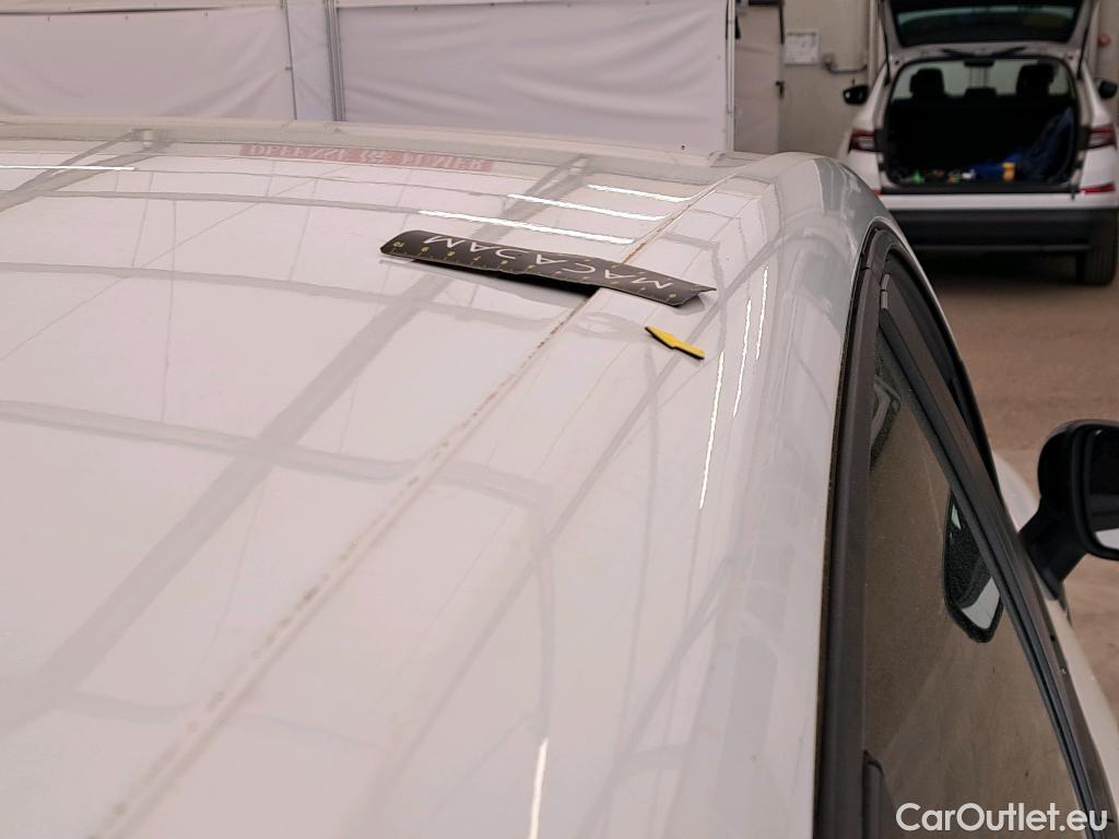  Renault  Captur  II Business 1.6 E-TECH Hybrid 145CV BVA6 E6d / TRANSFO VP/VF #31