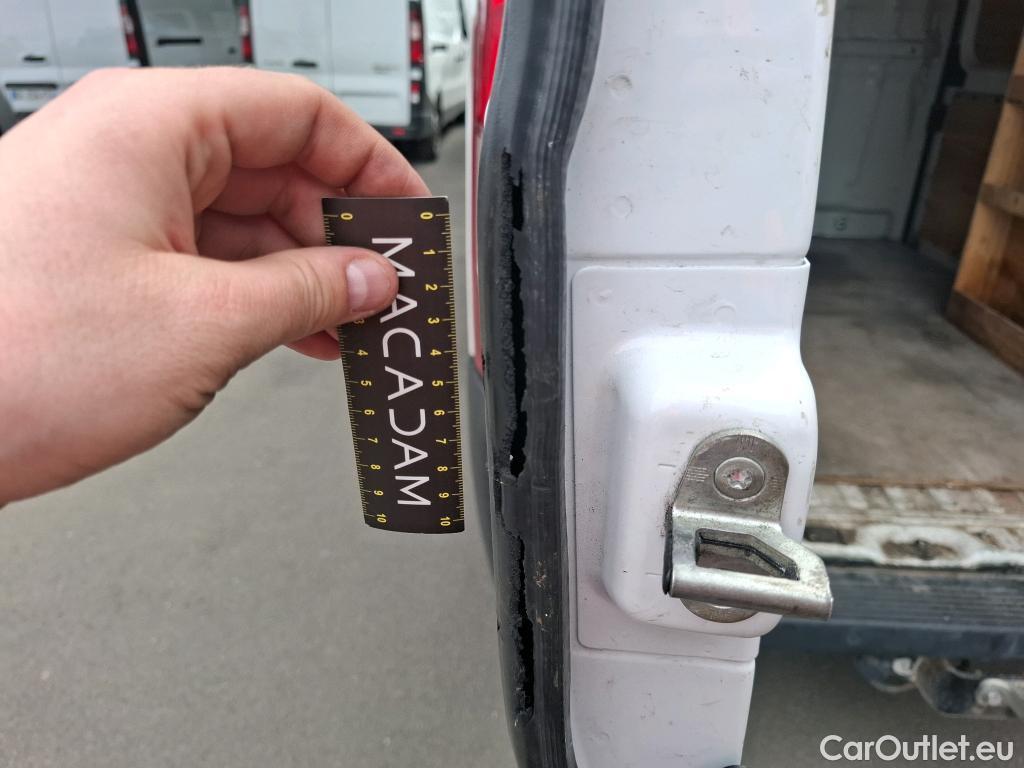  Peugeot  Boxer  Fourgon 330 L1H1 Asphalt BlueHDi 120 Stop&Start 2.2 120CV BVM6 #5