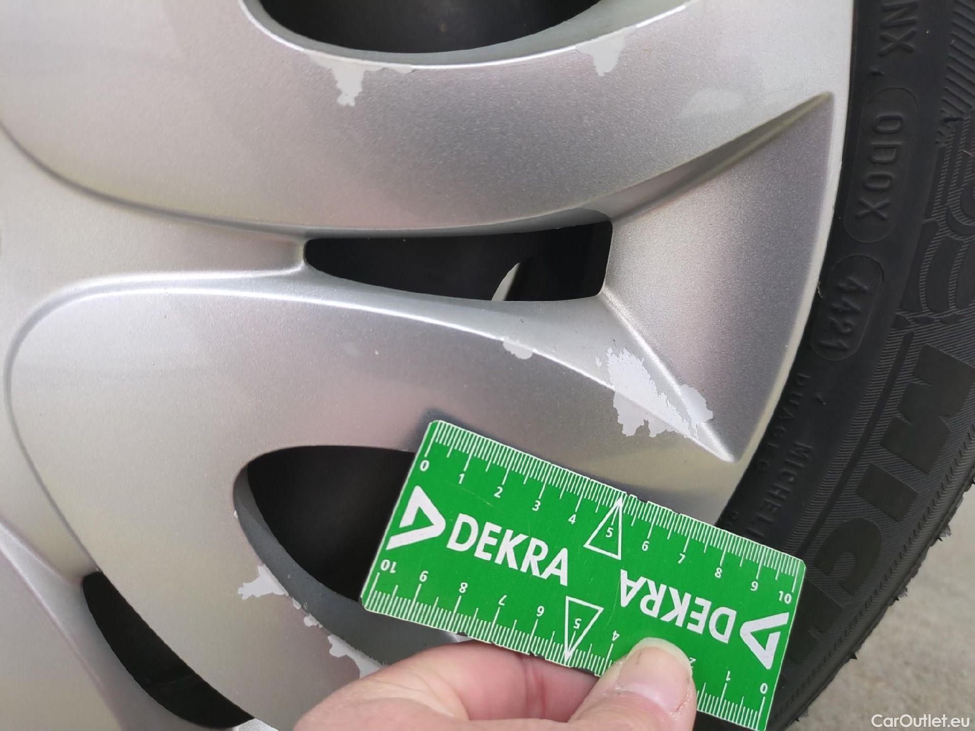  Renault  Clio  IV Air MediaNav 1.5 dCi 90CV BVM5 E6 #6