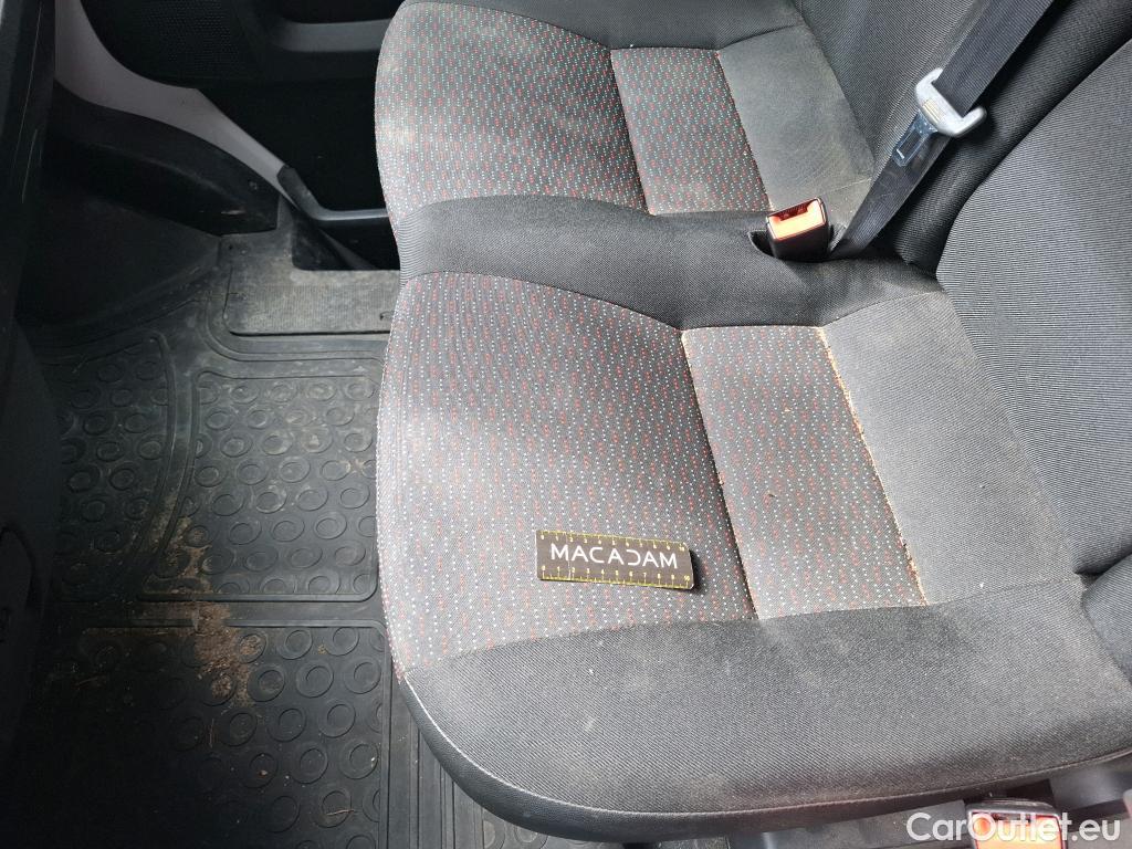  Peugeot  Boxer  Fourgon 330 L1H1 Asphalt BlueHDi 120 Stop&Start 2.2 120CV BVM6 #25