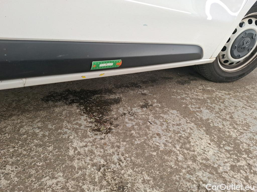  Peugeot  Expert  Fourgon Asphalt Standard 1.5 HDi 120CV BVM6 E6dT #26