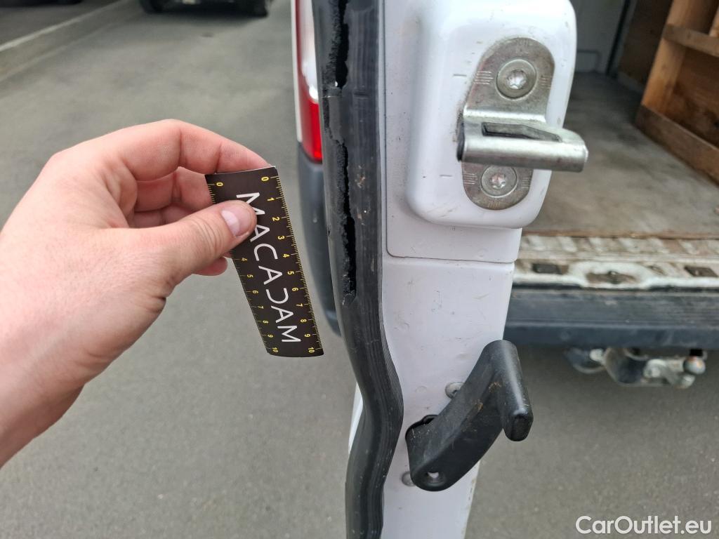  Peugeot  Boxer  Fourgon 330 L1H1 Asphalt BlueHDi 120 Stop&Start 2.2 120CV BVM6 #6