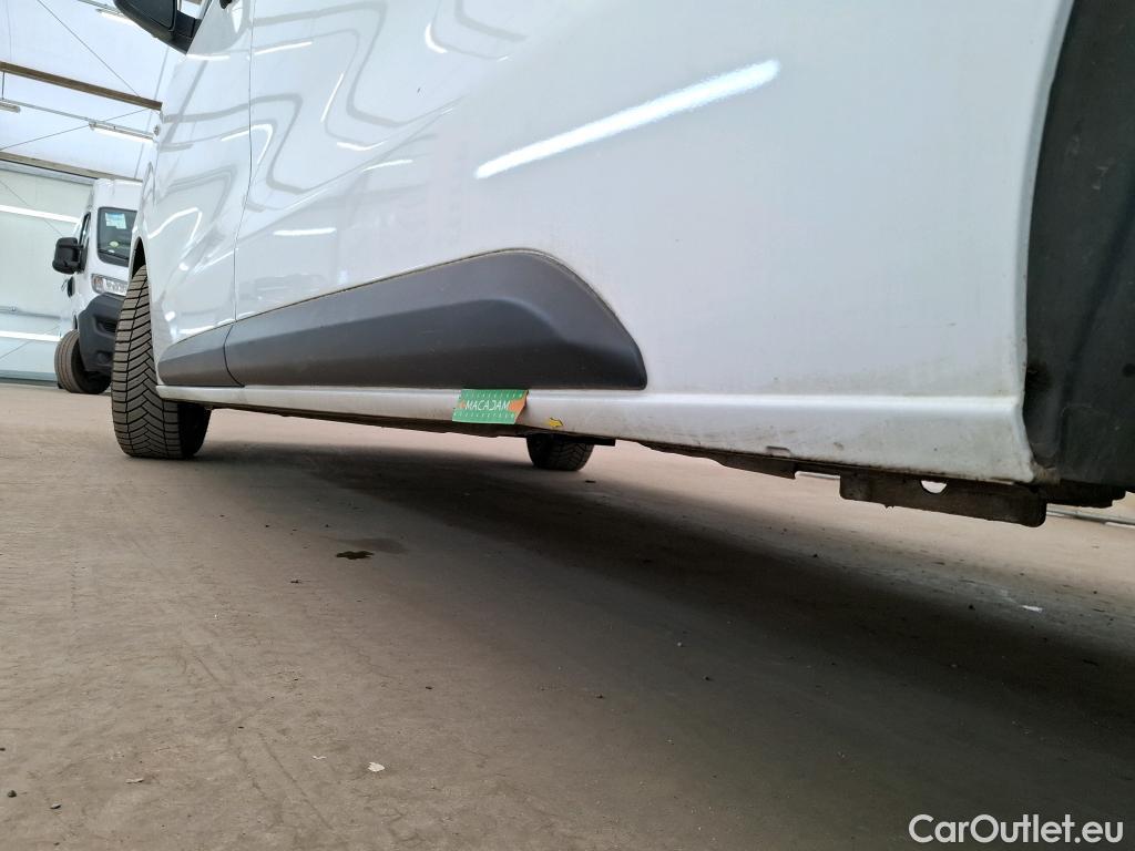  Peugeot  Expert  Fourgon Premium L2 2.0 HDi 120CV BVM6 E6 #26