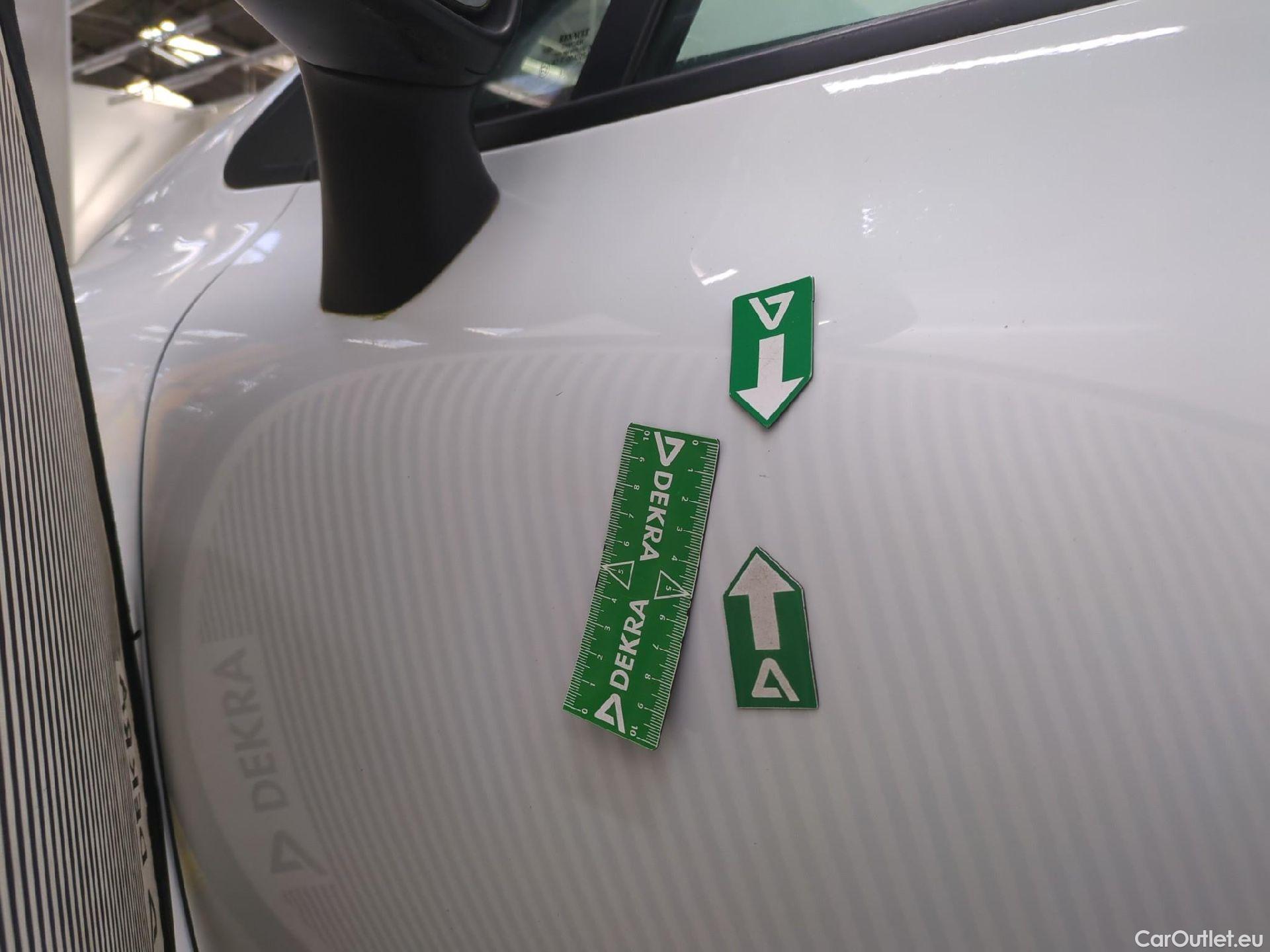  Renault  Clio  IV Air MediaNav 1.5 dCi 90CV BVM5 E6 #18