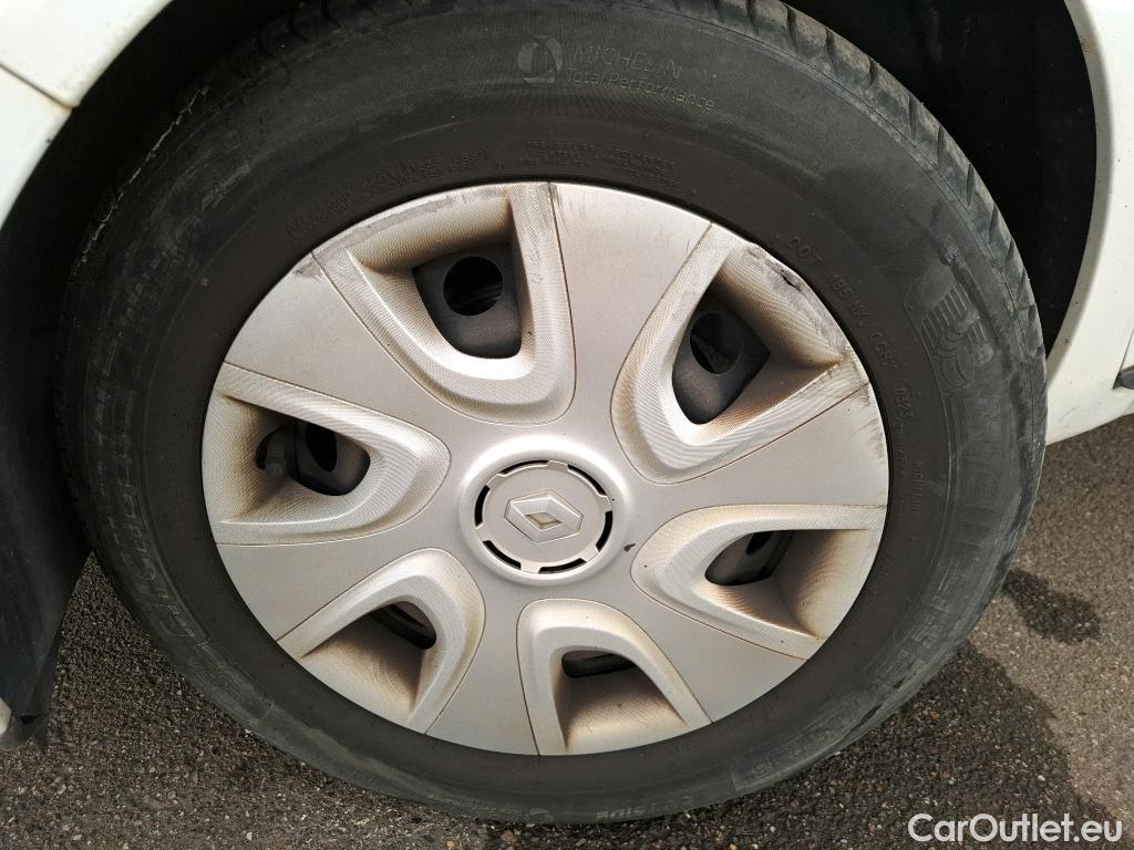  Renault  Clio  IV Air 1.5 dCi 90CV BVM5 E6 #41