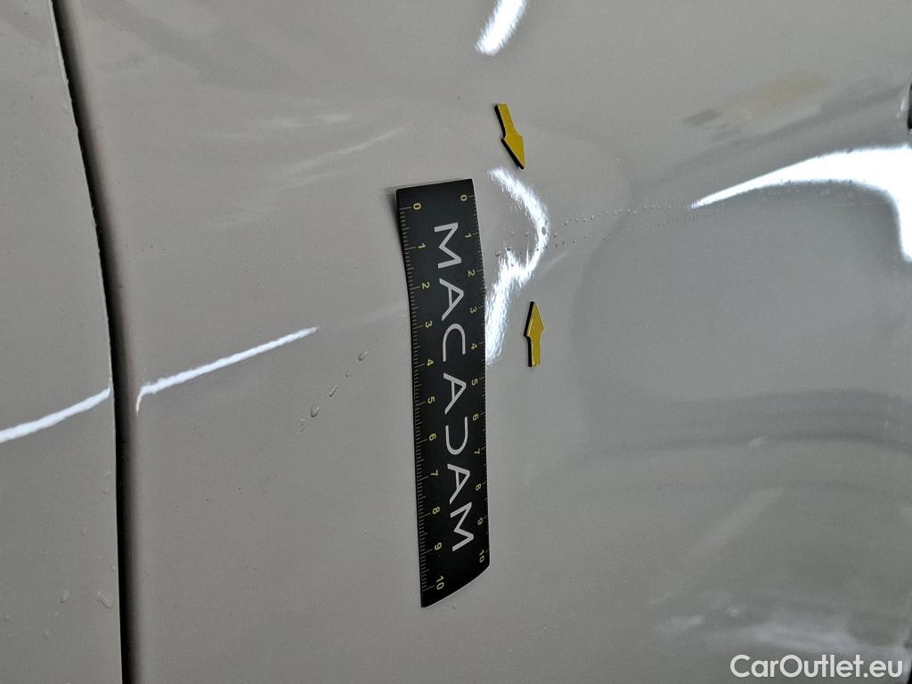  Peugeot  208  Affaire Premium 1.5 HDi 100CV BVM5 E6dT #32