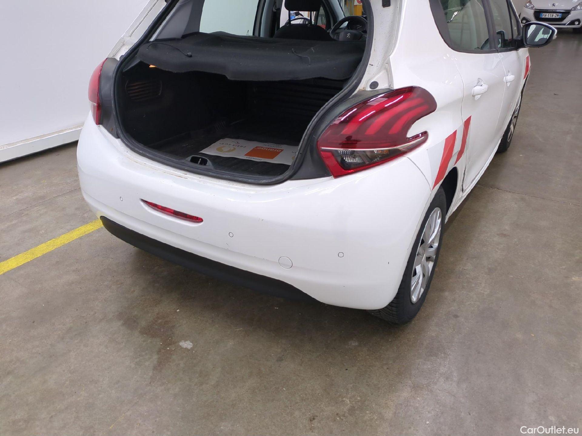 Peugeot  208  Affaire Premium Pack 1.2 80CV BVM5 E6dT #25