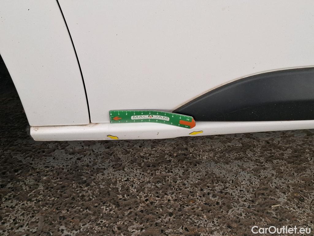  Peugeot  Expert  Fourgon Asphalt Standard 1.5 HDi 120CV BVM6 E6dT #19