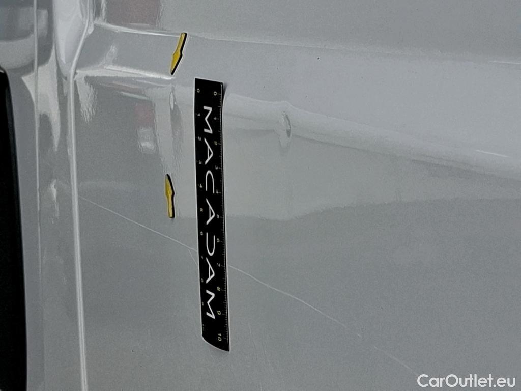  Peugeot  Boxer  Fourgon 330 L1H1 Asphalt BlueHDi 120 Stop&Start 2.2 120CV BVM6 #21