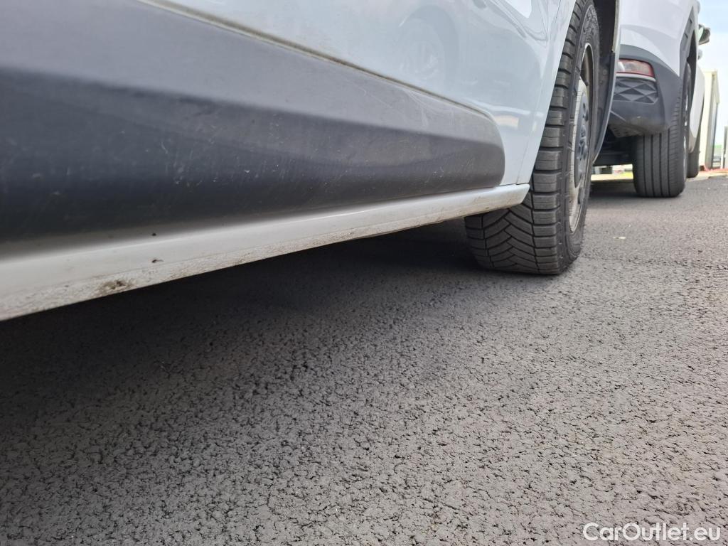  Peugeot  Expert  Fourgon Premium L2 2.0 HDi 120CV BVM6 E6 #22