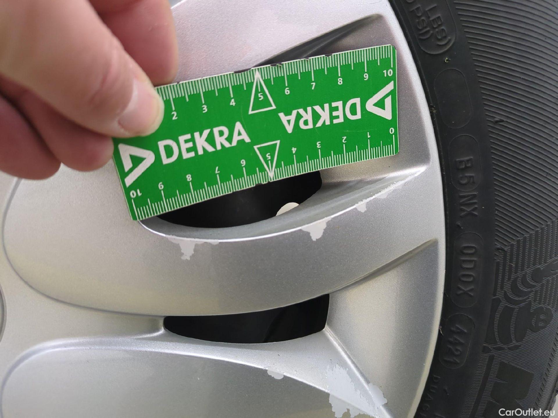  Renault  Clio  IV Air MediaNav 1.5 dCi 90CV BVM5 E6 #8