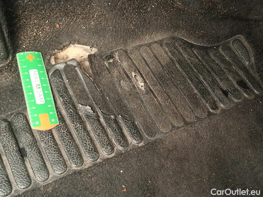  Renault  Clio  IV Air MediaNav 1.5 dCi 75CV BVM5 E6 #8