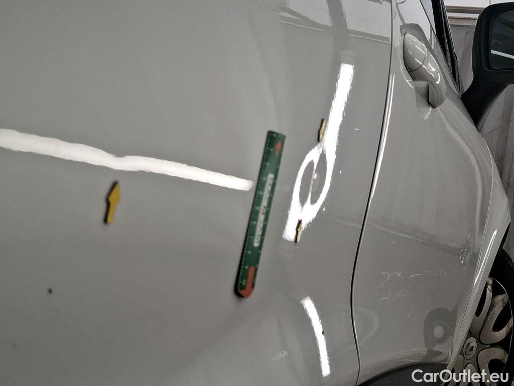  Renault  Clio  IV Air MediaNav 1.5 dCi 75CV BVM5 E6 #41