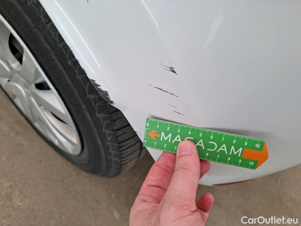  Renault  Clio RENAULT  Société VU 5p Berline Air Medianav dCi 90 #9