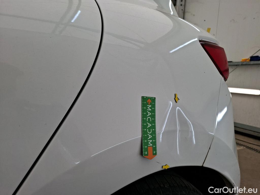  Renault  Clio RENAULT  Société VU 5p Berline Air Medianav dCi 90 #1