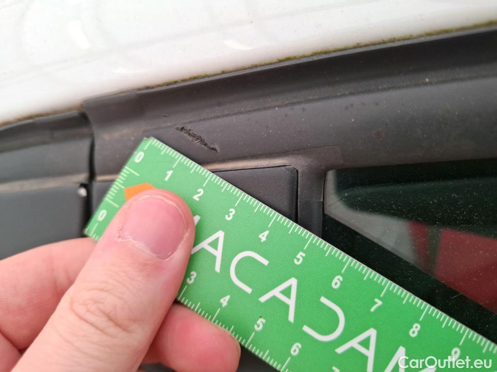  Renault  Clio RENAULT  Société VU 5p Berline Air Medianav dCi 90 #14