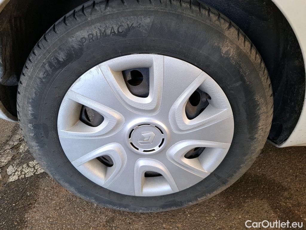  Renault  Clio  IV Air 1.5 dCi 90CV BVM5 E6 #48