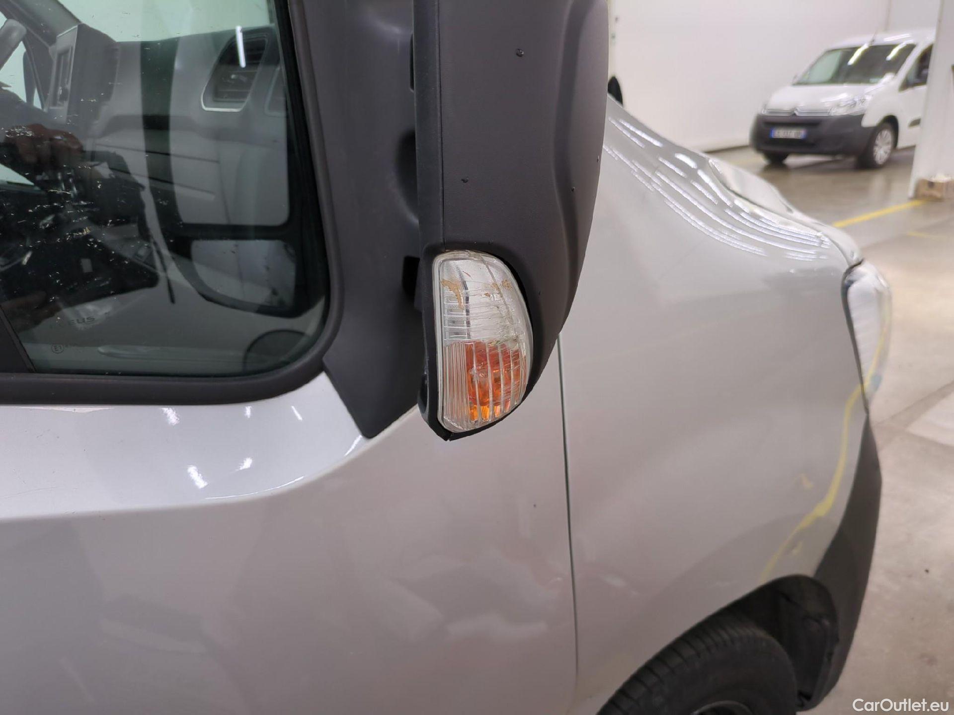  Renault  Master RENAULT  / 2019 / 4P / Fourgon tôlé FG Tr GCF F3500 L2H3 Energy dCi 150 #32