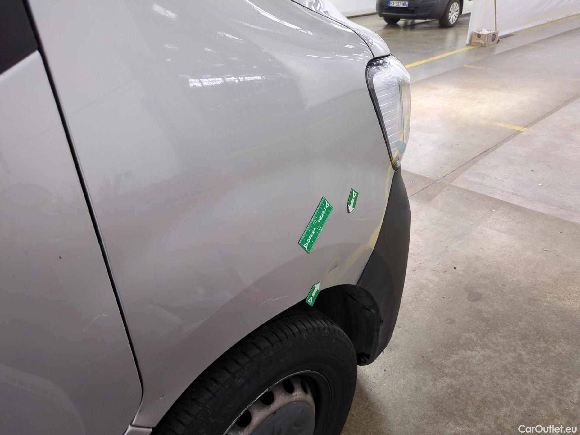  Renault  Master RENAULT  / 2019 / 4P / Fourgon tôlé FG Tr GCF F3500 L2H3 Energy dCi 150 #34