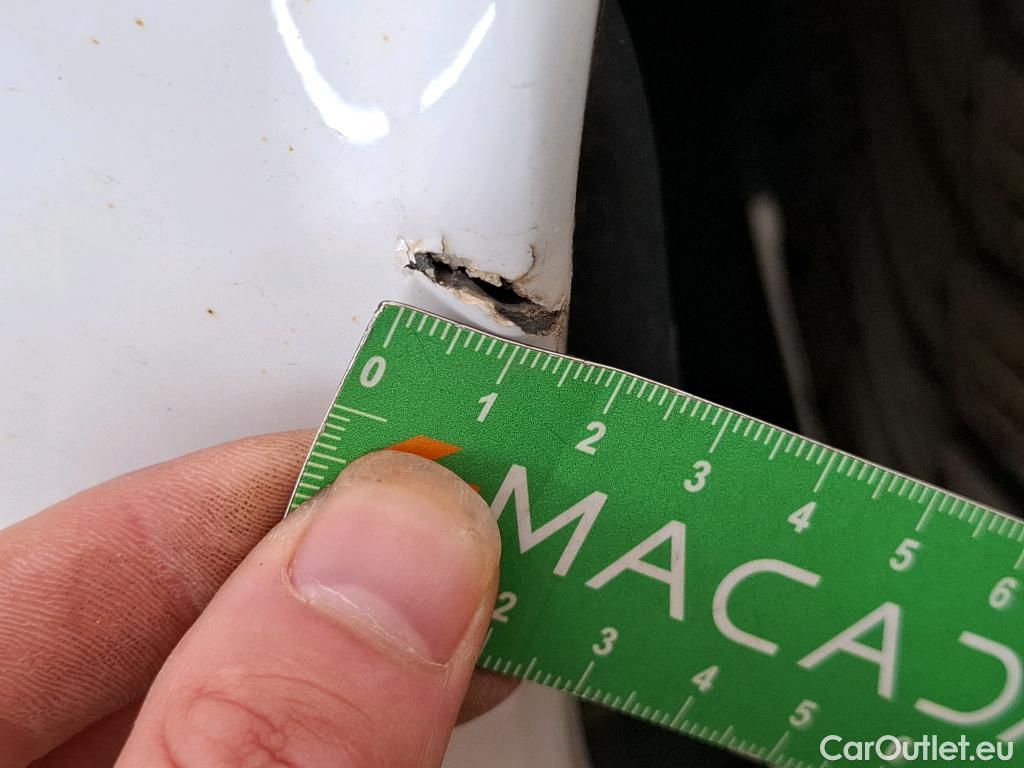  Renault  Clio  IV Air MediaNav 1.5 dCi 75CV BVM5 E6 #10