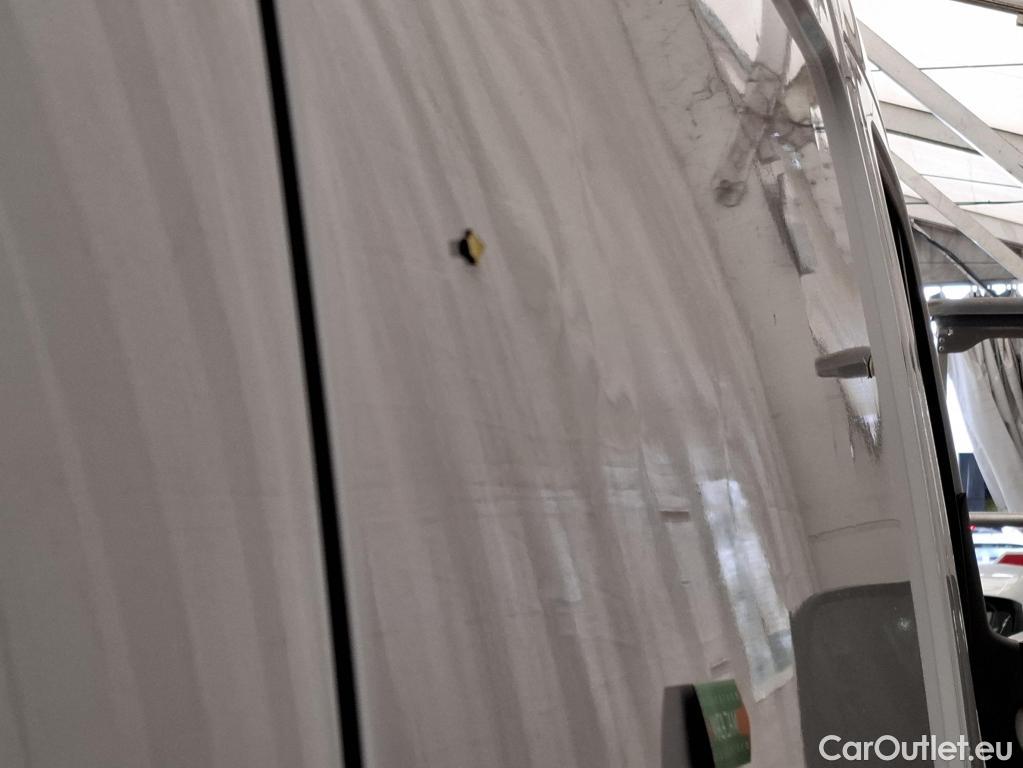  Renault  Master  Fourgon L2H2 3 5 Grand Confort dCi 135CV BVM6 E6dT #17