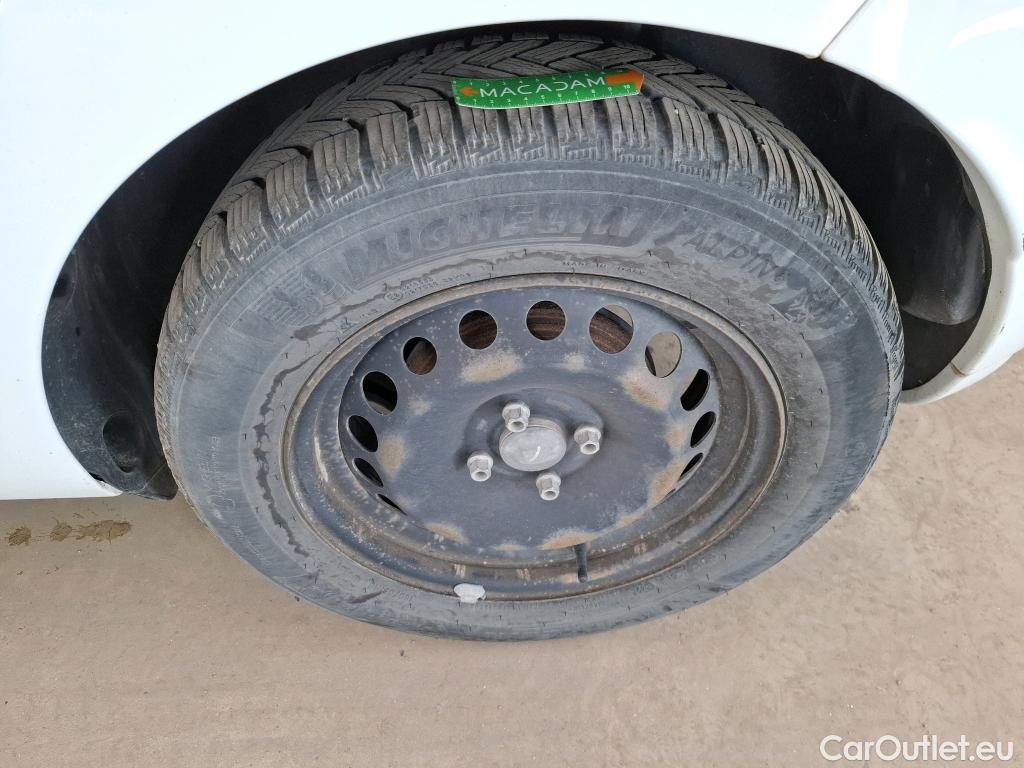  Renault  Clio  IV Air MediaNav 1.5 dCi 75CV BVM5 E6 #40