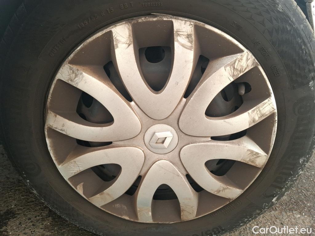  Renault  Clio  IV Air MediaNav 1.5 dCi 75CV BVM5 E6 #52