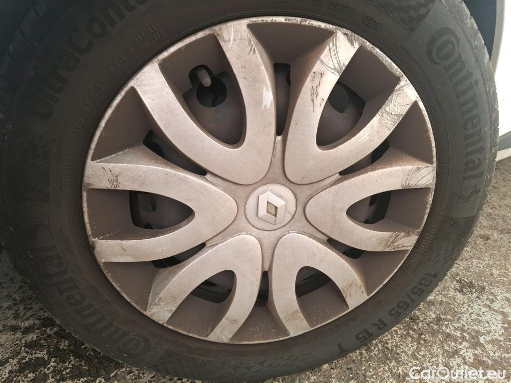  Renault  Clio  IV Air MediaNav 1.5 dCi 75CV BVM5 E6 #63