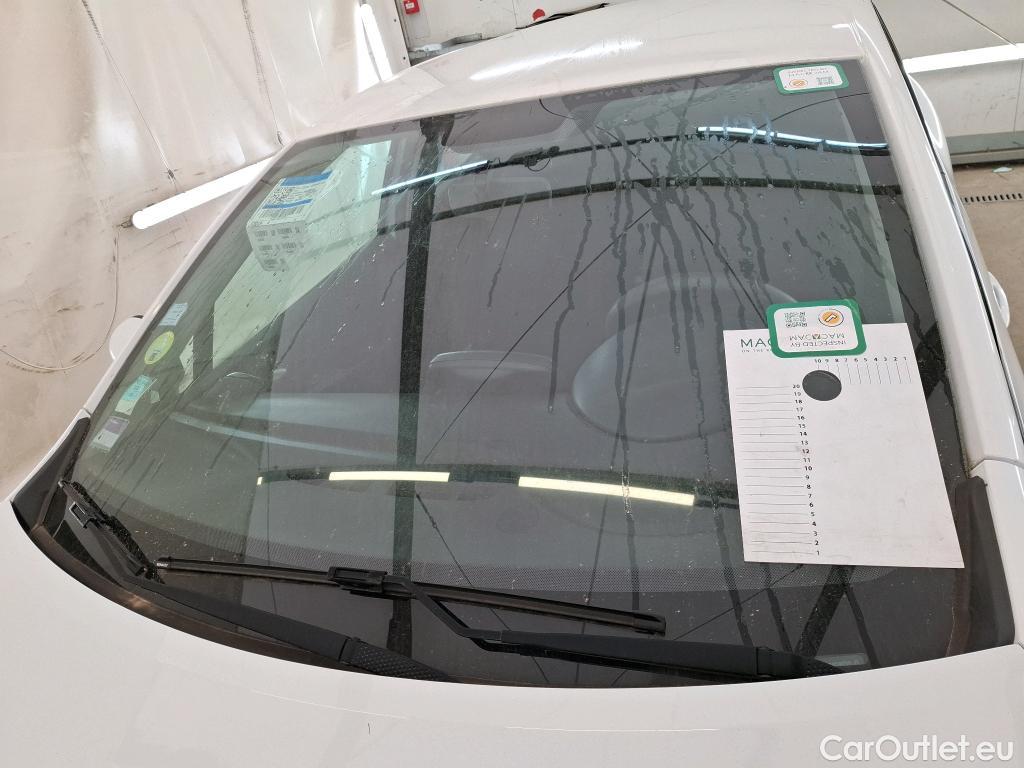  Renault  Clio  IV Air MediaNav 1.5 dCi 75CV BVM5 E6 #4