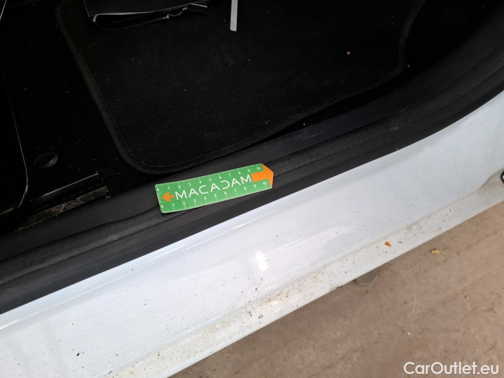  Renault  Clio  IV Air MediaNav 1.5 dCi 75CV BVM5 E6 #28