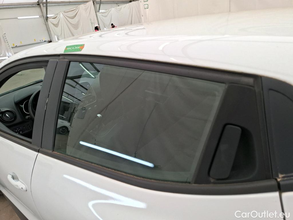  Renault  Clio RENAULT  Société VU 5p Berline Air Medianav dCi 90 #13