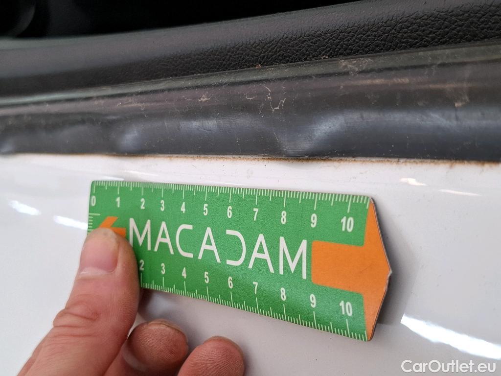  Renault  Clio  IV Air MediaNav 1.5 dCi 75CV BVM5 E6 #32