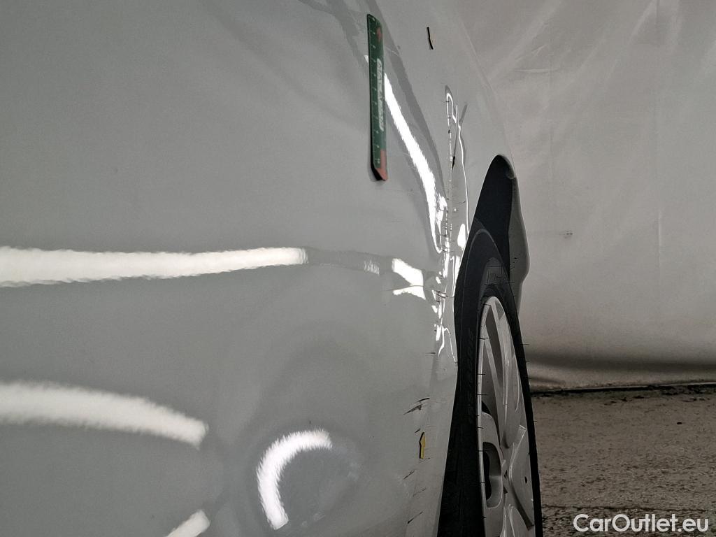  Renault  Clio  IV Air MediaNav 1.5 dCi 75CV BVM5 E6 #18