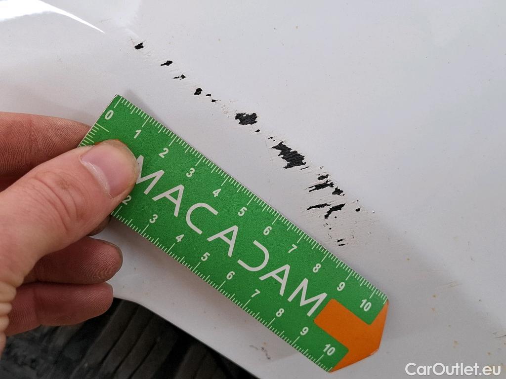  Renault  Clio  IV Air MediaNav 1.5 dCi 75CV BVM5 E6 #15