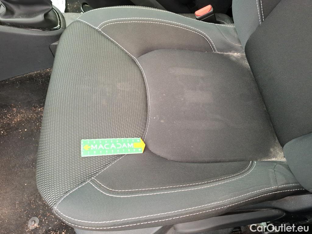  Renault  Clio RENAULT  Société VU 5p Berline Air Medianav dCi 90 #19