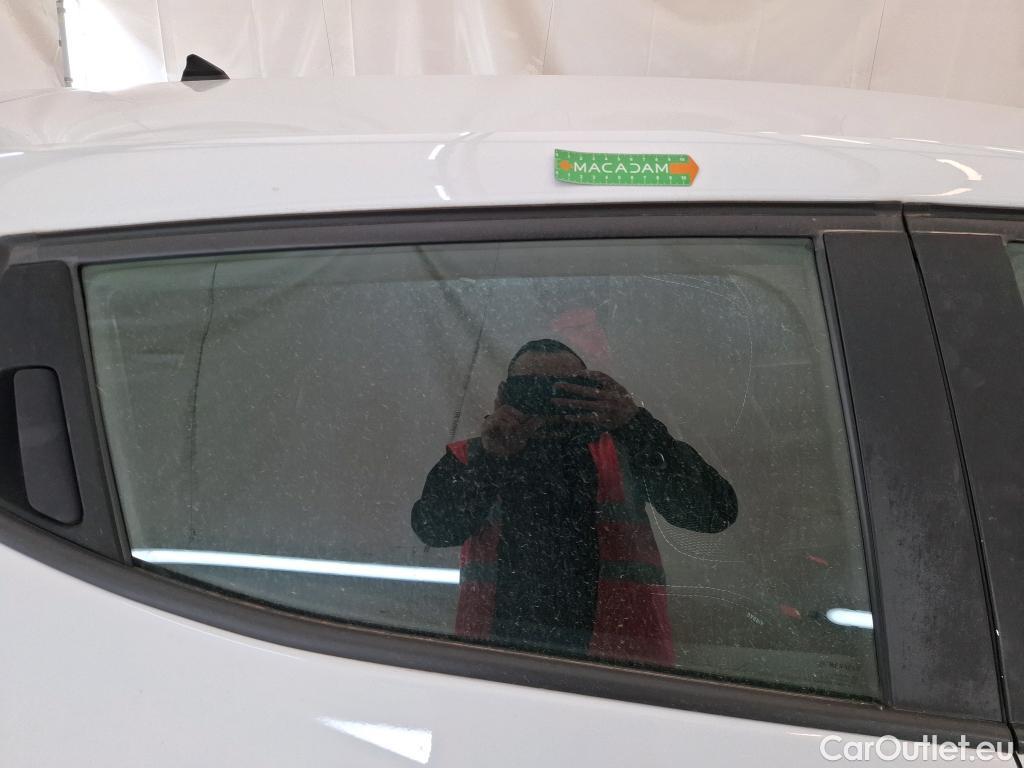  Renault  Clio  IV Air MediaNav 1.5 dCi 75CV BVM5 E6 #34