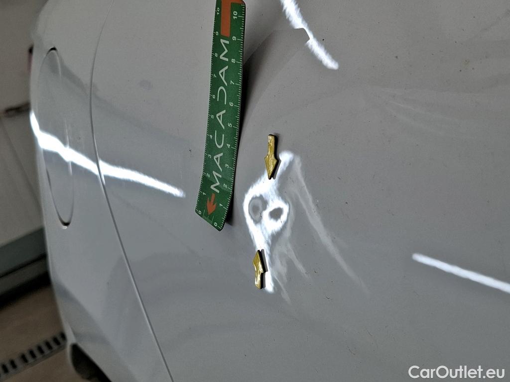  Renault  Clio  IV Air MediaNav 1.5 dCi 75CV BVM5 E6 #39