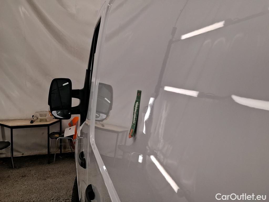  Renault  Master  Fourgon L2H2 3 5 Grand Confort dCi 135CV BVM6 E6dT #23