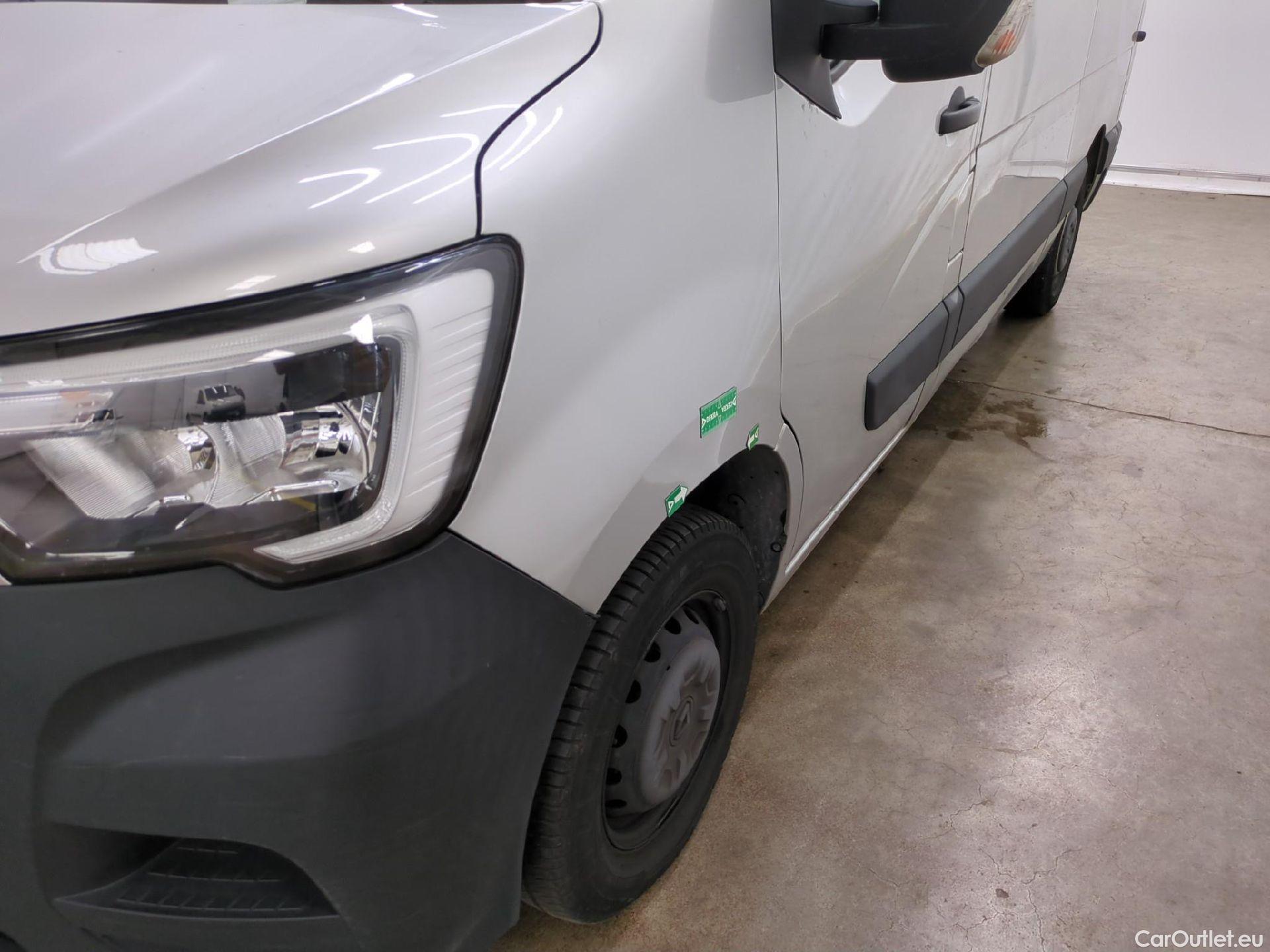  Renault  Master RENAULT  / 2019 / 4P / Fourgon tôlé FG Tr GCF F3500 L2H3 Energy dCi 150 #44