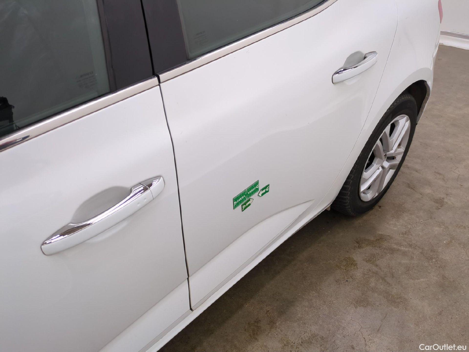  Renault  Megane  IV Berline 5pt. Business 1.5 dCi 115CV BVM6 E6dT / TRANSFO VP/VF #40