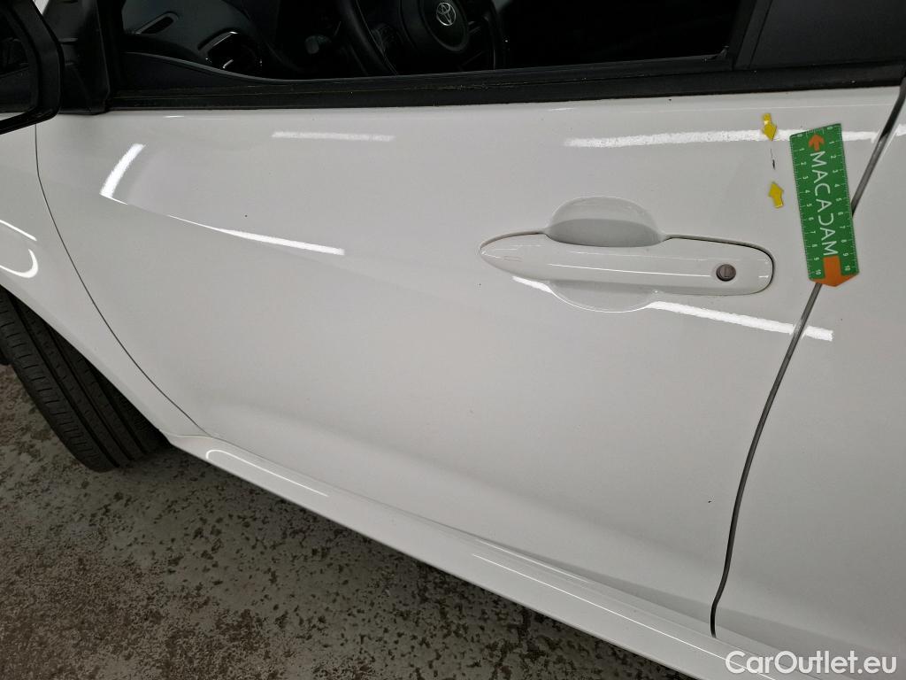  Toyota  Yaris TOYOTA  Hybride Affaires / 2019 / 5P / Berline / VU 1.5 Hybride 116h Dynamic Business Affair #5