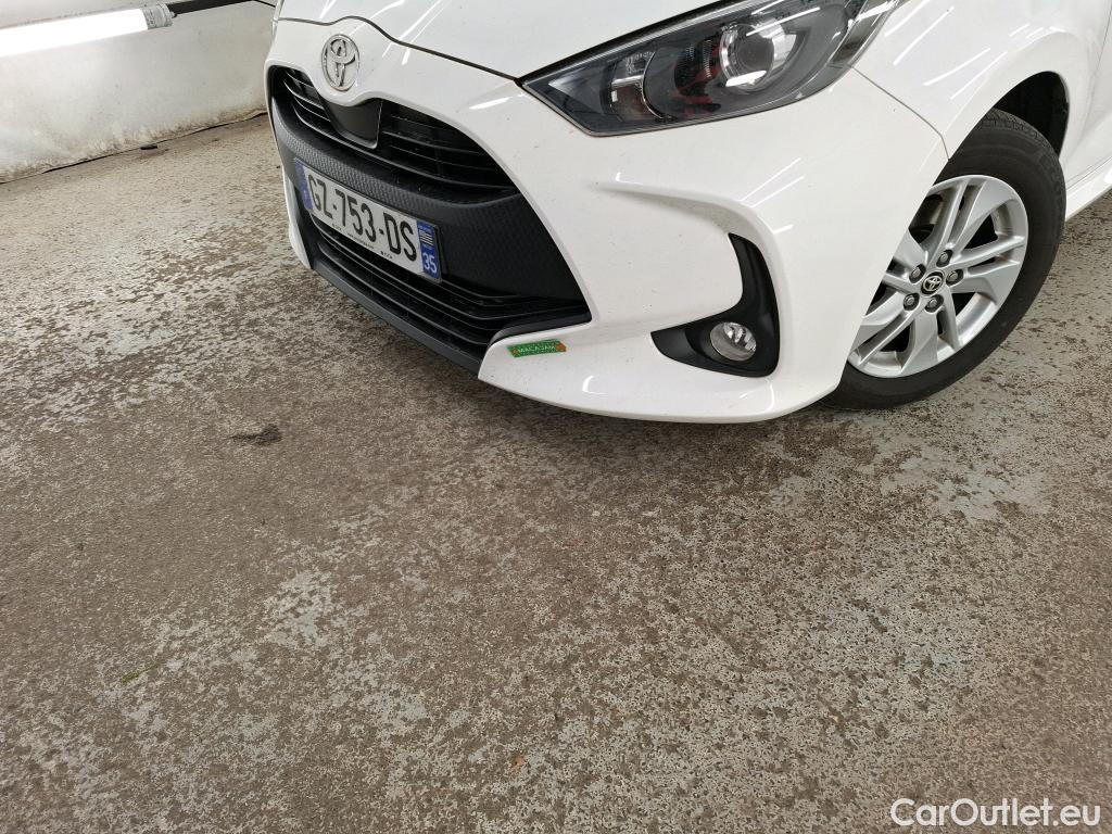  Toyota  Yaris TOYOTA  Hybride Affaires / 2019 / 5P / Berline / VU 1.5 Hybride 116h Dynamic Business Affair #7