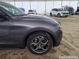  Alfa Romeo   STELVIO ALFA ROMEO / 2017 / 5P / SUV 2.2 TD 160 CV SPRINT AT8 RWD #33