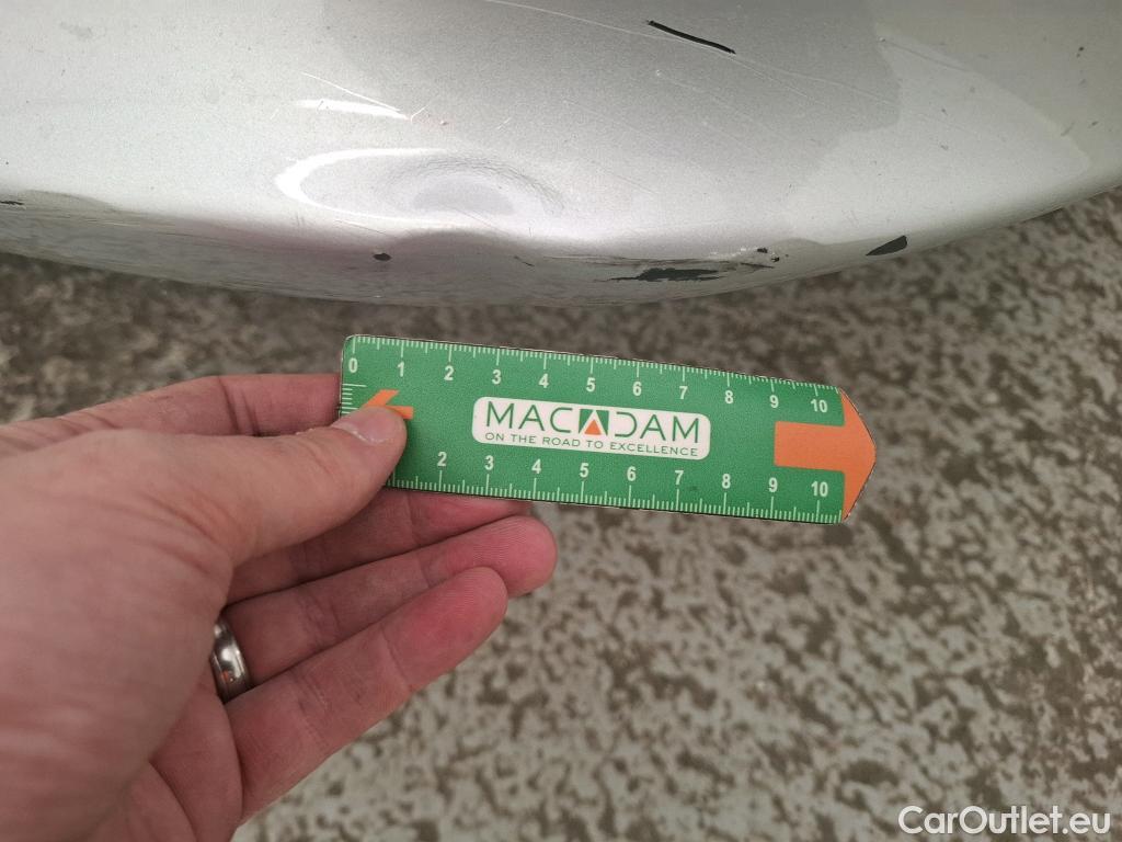  Mercedes  A-Klasse MERCEDES-BENZ Classe A Compact / 2018 / 5P / Berline A 250 e Business Line 8G-DCT #2