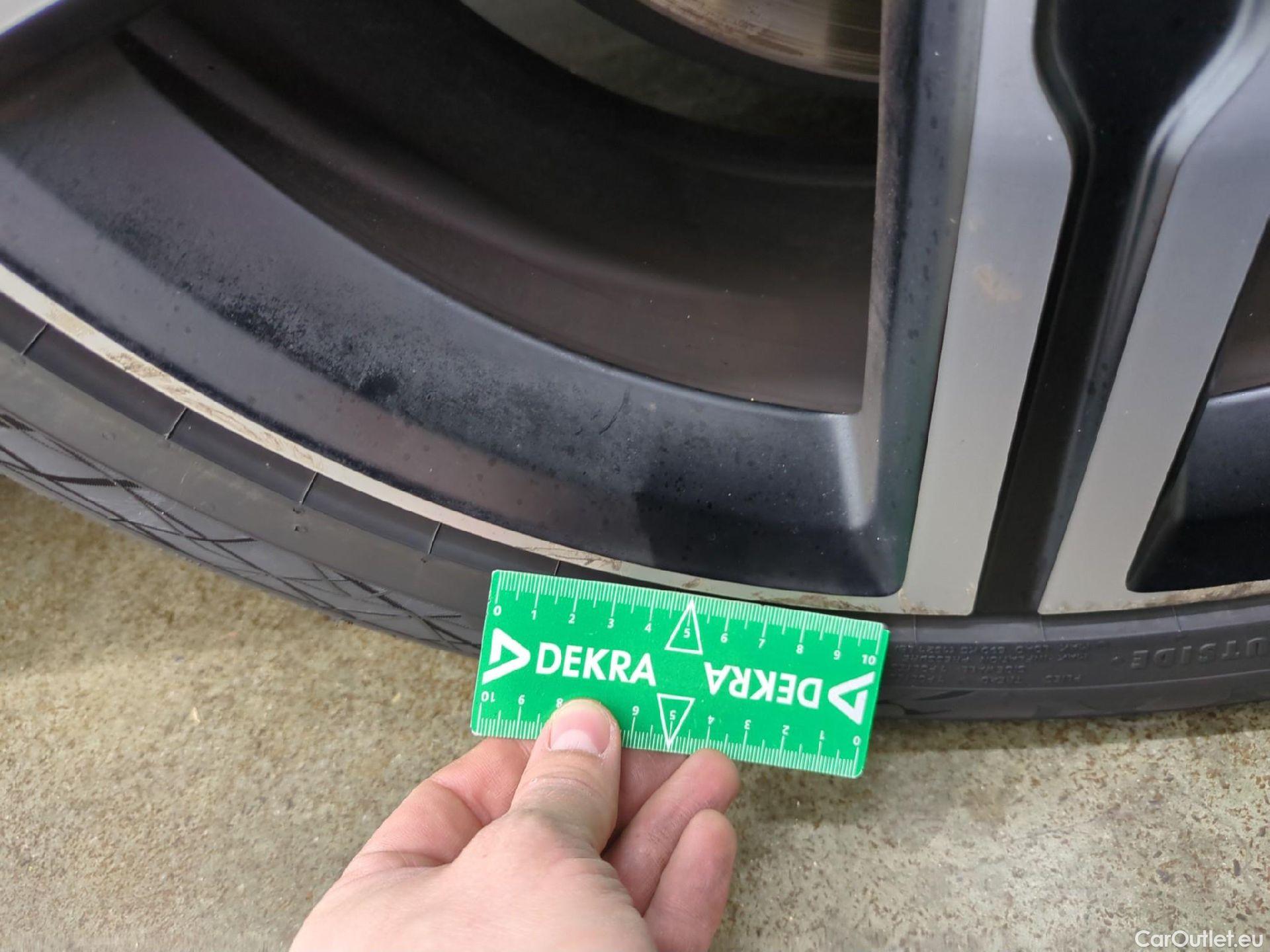  Mercedes  CLA-Klasse MERCEDES-BENZ CLA Coupe 4p Coupé CLA 180 d Business Line BA7 #10