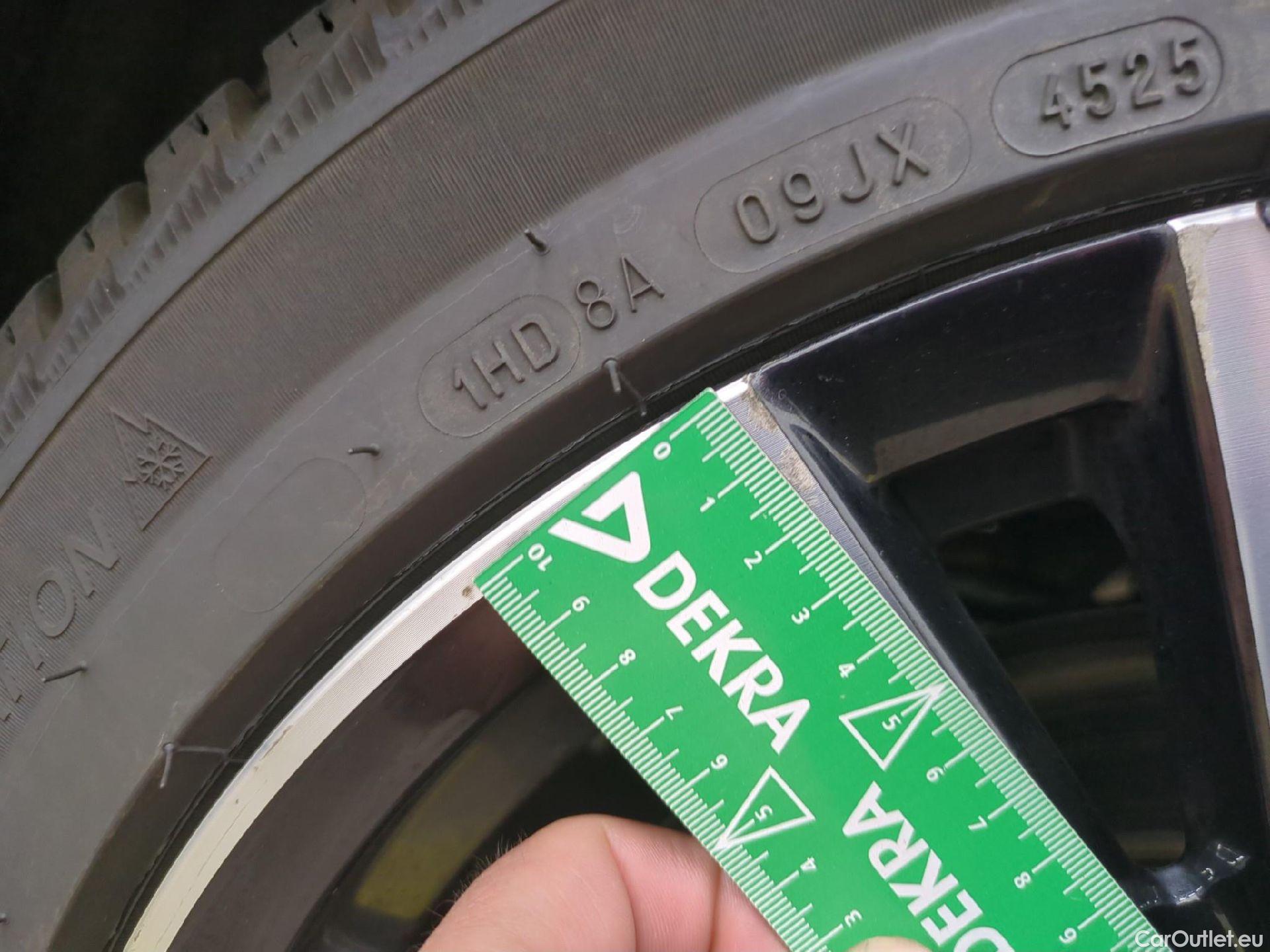  Peugeot  308  SW Allure 1.5 HDi 130CV BVA8 E6d #12