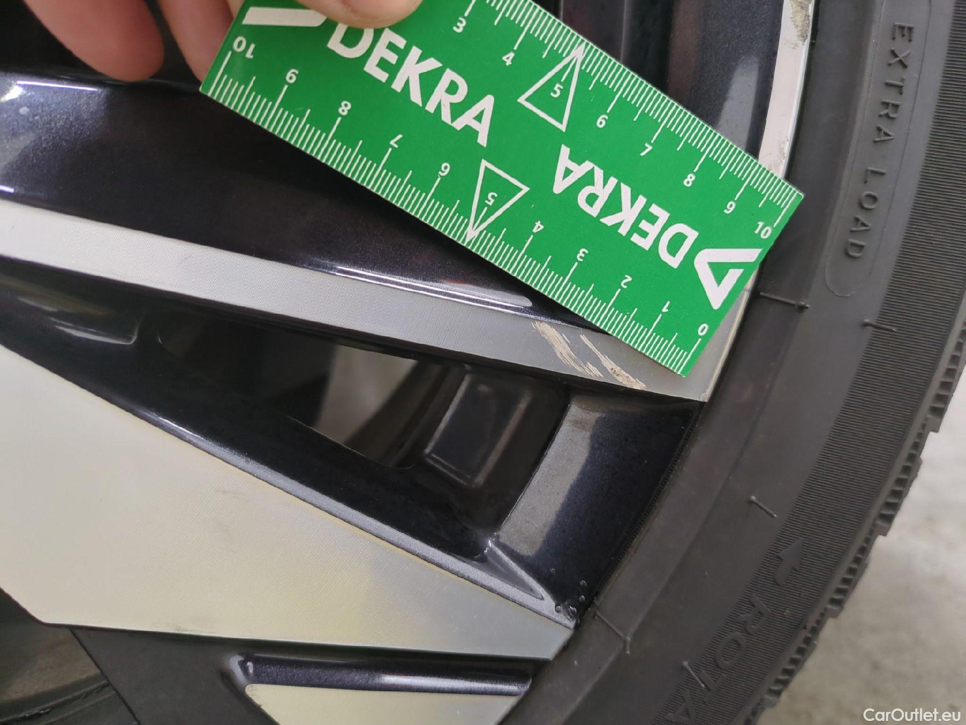  Peugeot  308  SW Allure 1.5 HDi 130CV BVA8 E6d #9