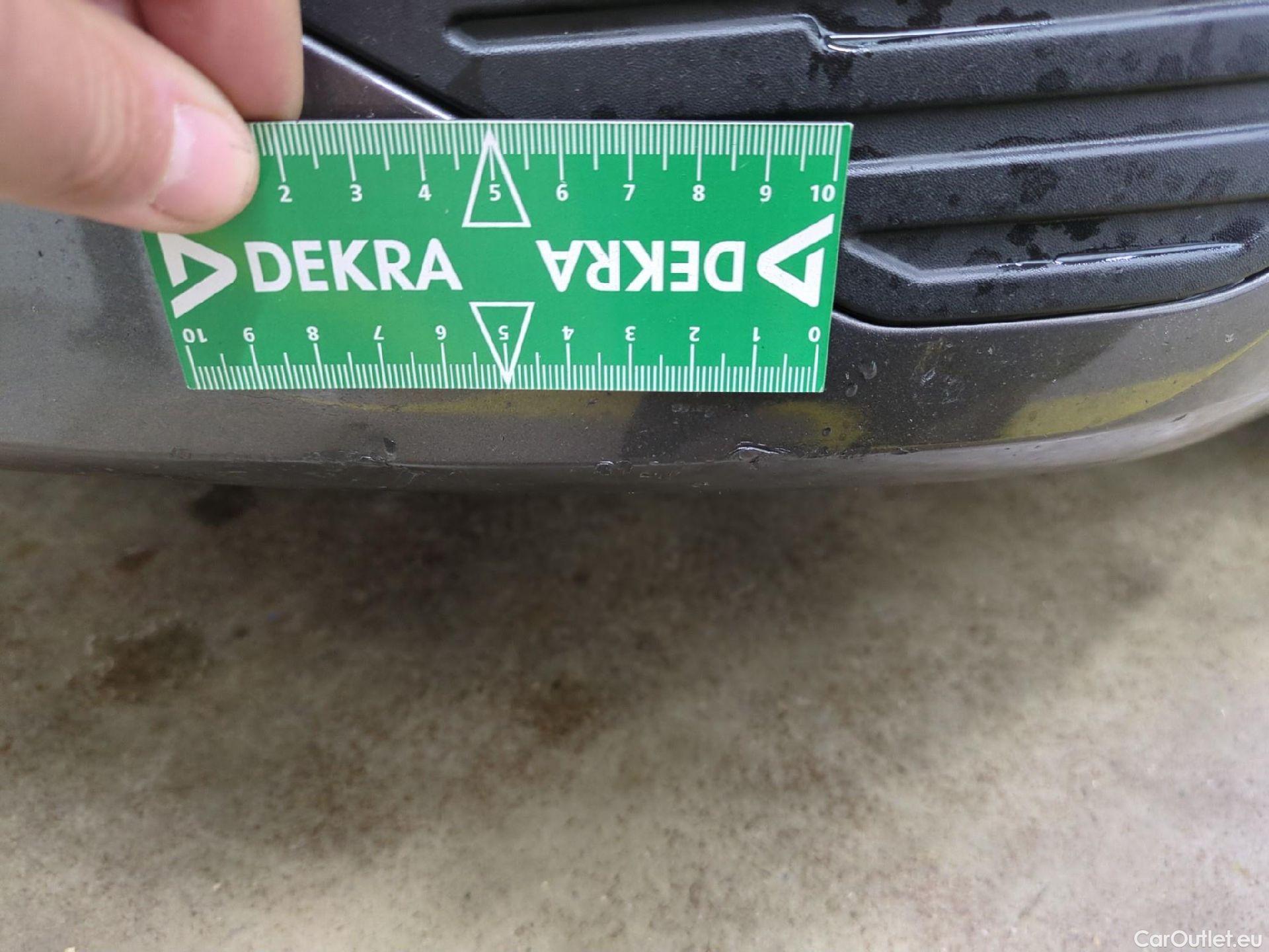  Peugeot  308  SW Allure 1.5 HDi 130CV BVA8 E6d #30