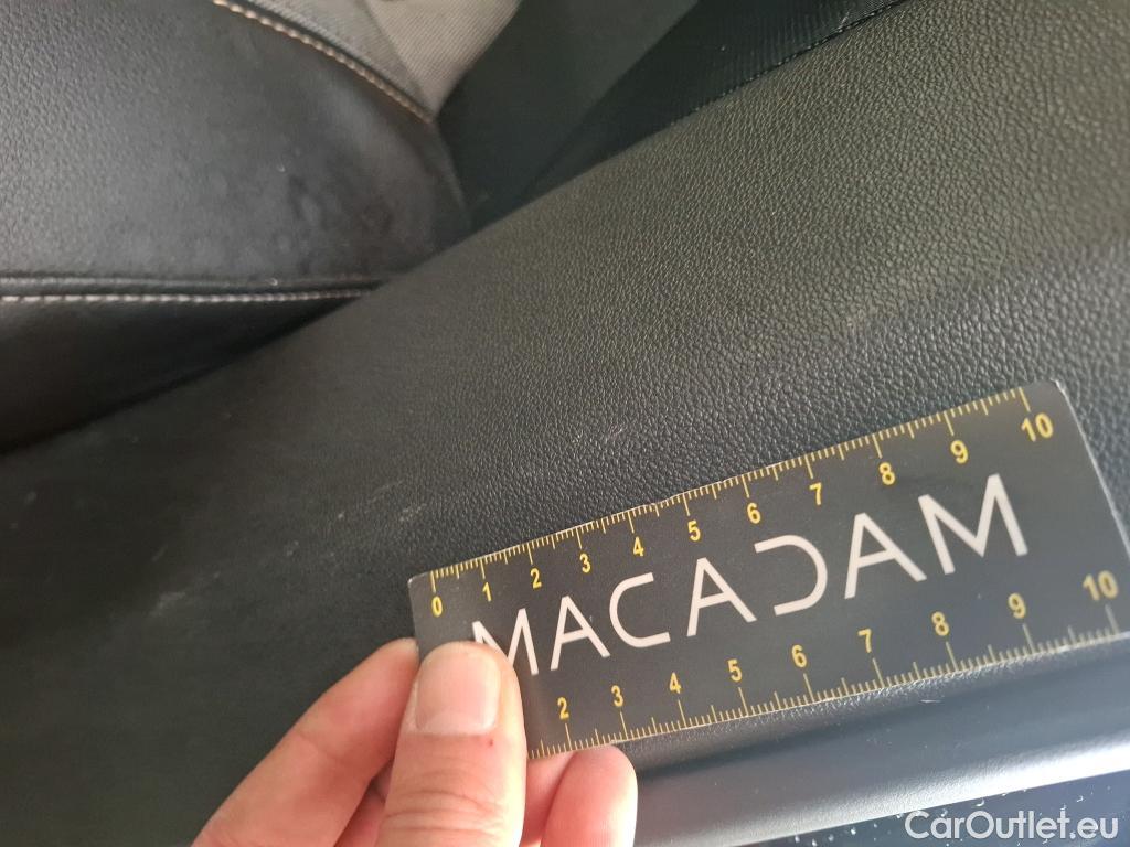  Opel   Grandland X Grandland X Elegance Business 1.5 130CV BVA8 E6d #8